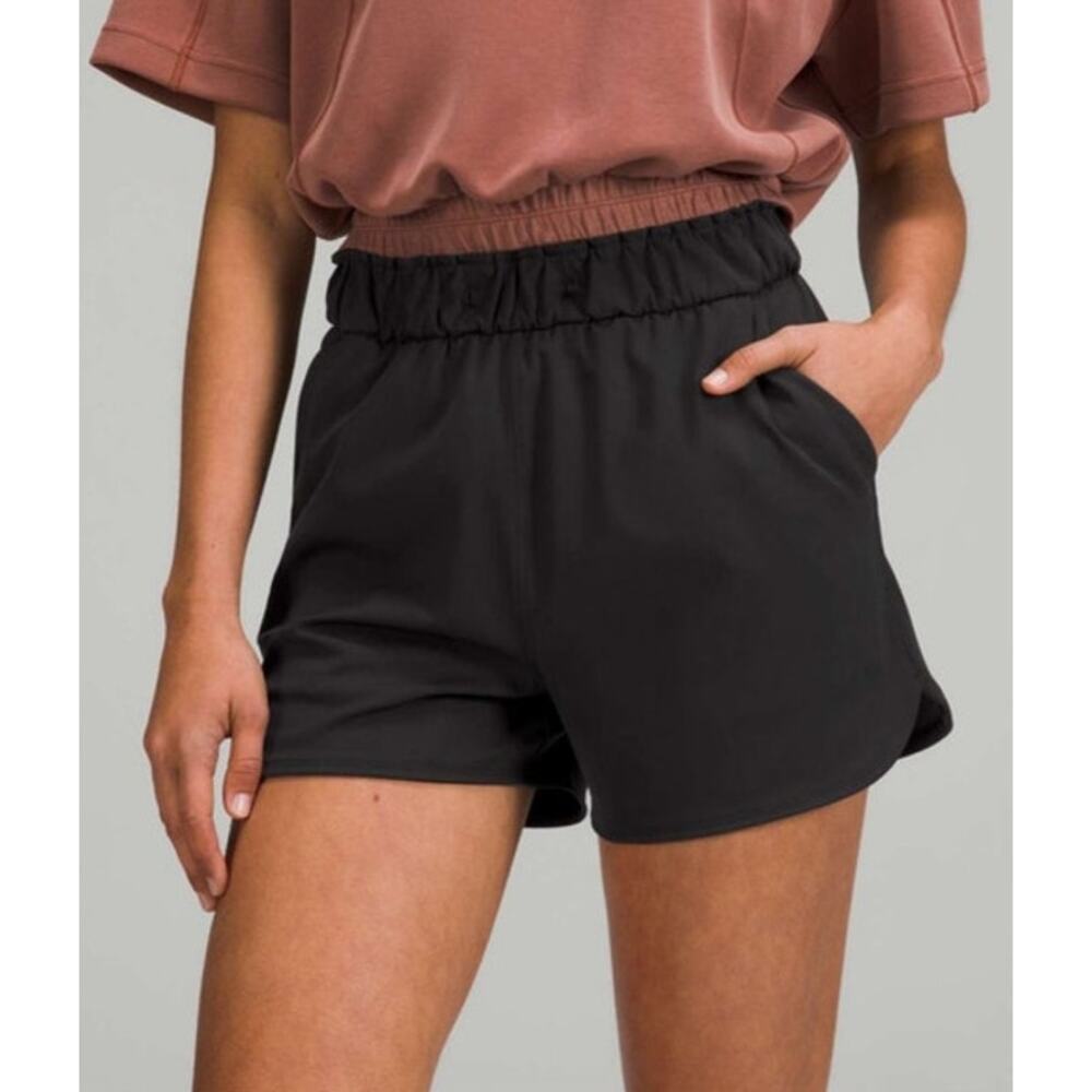 Lululemon Stretch Luxtreme High-Rise Short 3.5" Black SZ10
